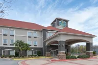 La Quinta Inn & Suites by Wyndham Macon West فنادق في Bibb County