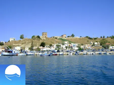 Apartment in Villa (Near the Sea) Отели в г. Менфи