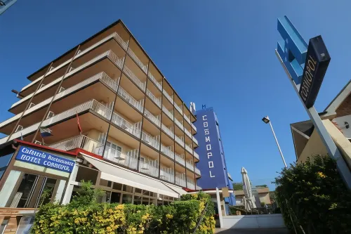 Hotel Cosmopol Отели в г. Ларедо