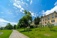 BlueLake Inn - Hostels