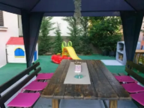 雅娜開放式公寓別墅酒店