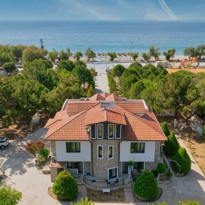 Otel Beyaz İnci Hotels near Palamutbükü Plajı