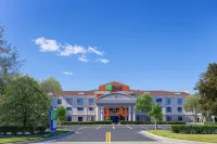 Holiday Inn Express & Suites Jacksonville - Atlantic Beach Hotels in Atlantic Beach