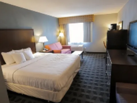 Baymont by Wyndham Flint Airport North Hotels in Flint