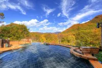Minakami Kogen Hotel 200 - Hot Springs