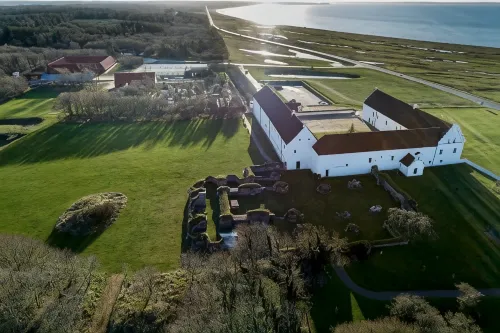 Danhostel VITSKØL KLOSTER Hotels in Farsø