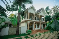 Nguchiro Palace Các khách sạn ở 