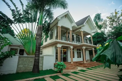 Nguchiro Palace Hotels in 