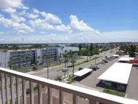 Luxury Gulf Condo 3BR 3BA w/ Penthouse Jacuzzi! Gulf & Intercoastal views!