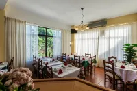 Manta Guest Hotels in Altura