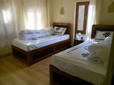 Sunny Guest House and Cafe