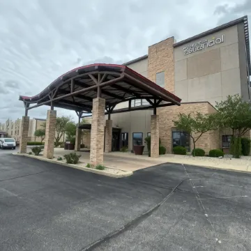 Sonesta Essential Indianapolis Airport