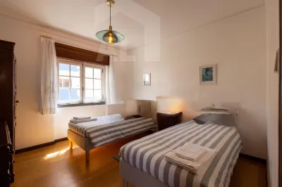 Casa do Pedro by Acasadascasas