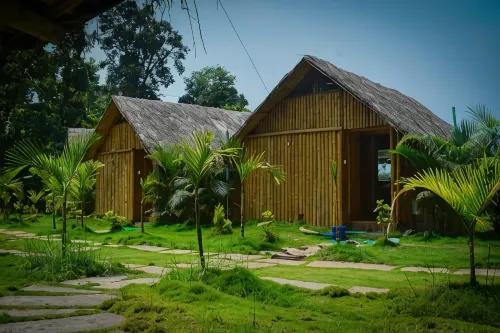 Ibni Springs Hotels in Kadagadal
