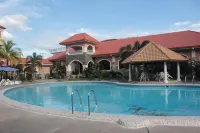 Vista Marina Hotel and Resort - Beach