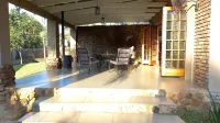 SnL Guesthouse at Visarend