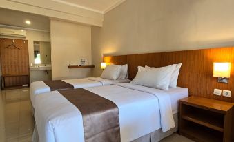 Ikhtiar Surya Hotel
