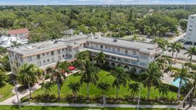 Crystal Bay Historic Hotel