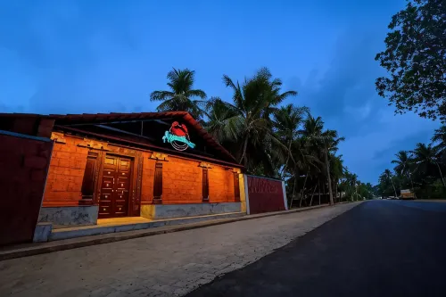 Bluebay Luxury Cottages - Malpe