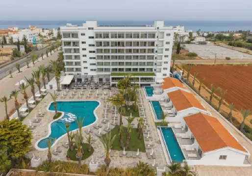 Bohemian Gardens Hotel Hotels in 