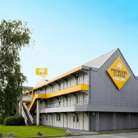 Premiere Classe Valenciennes Ouest - Petite-FORÊT