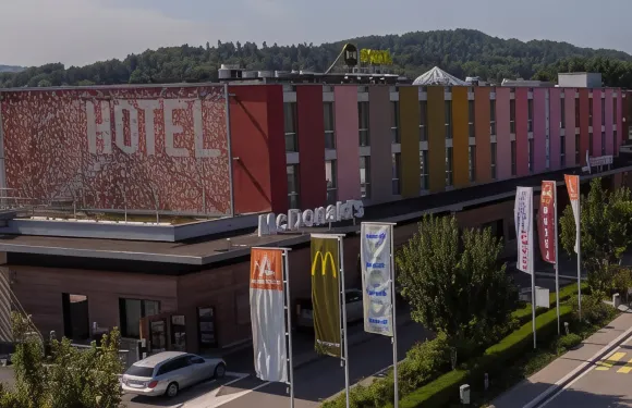 B&B酒店盧利三湖