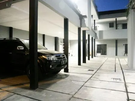 Dparagon Kusumanegara Отели в г. Umbulharjo