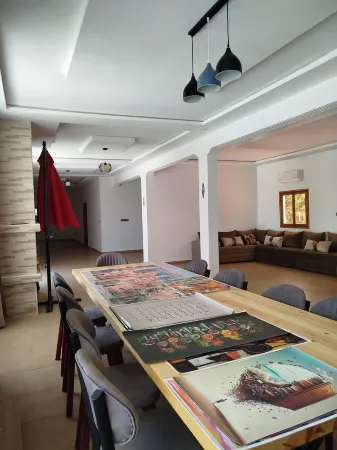 Dar naima Отели в г. Ghazoua