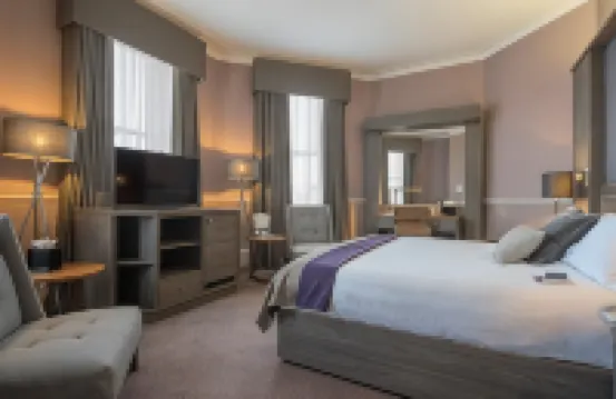 Crowne Plaza ROYAL VICTORIA SHEFFIELD by IHG Hotels near Sheffield Train Station