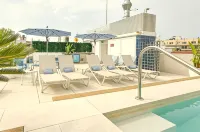 Alenti Sitges Hotel - Uima-altaat