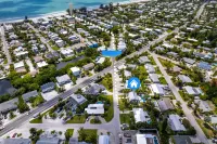 Private Heated Pool and Game Room Retreat - Charming Island Haven Hotels in Holmes Beach