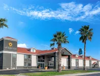 La Quinta Inn by Wyndham San Antonio Brooks City Base Hotels in East San Antonio