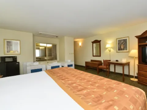 ดีลักซ์ อินน์ ไวท์วิลล์ โรงแรมใน