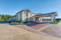 Baymont by Wyndham Nacogdoches Near University Hotels in Nacogdoches