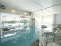 Nangoku Hotel - Pools
