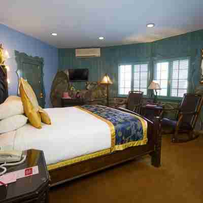 Madonna Inn Rooms