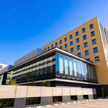 L Stay & Grow Minami Sunamachi Отели рядом с достопримечательностью «Конференц-зал Tower Hall Funabori»