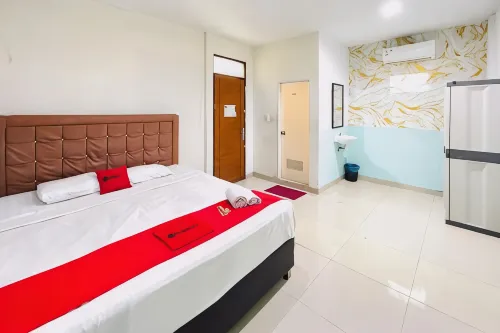 RedDoorz @ STM Suite Medan Amplas - 2-Star