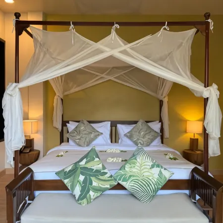 Saree Samui