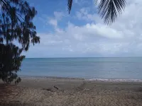 Beachside Holiday Units Hotels in Bowen