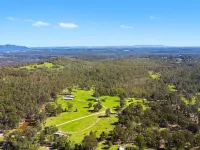 Hunter Hideaway Cottages Hotels in Lovedale