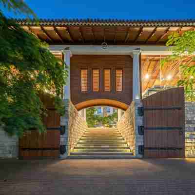 Triple O Six Hotel Exterior