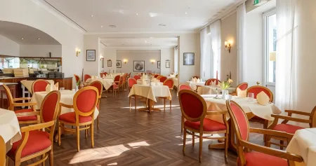 Hotel Döllnsee-Schorfheide Отели рядом с достопримечательностью «Berliner Tor»