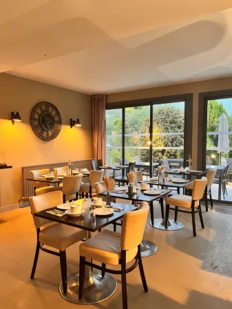 Le Galet Hotel & Spa Отели рядом с достопримечательностью «Chapelle Saint Philibert»