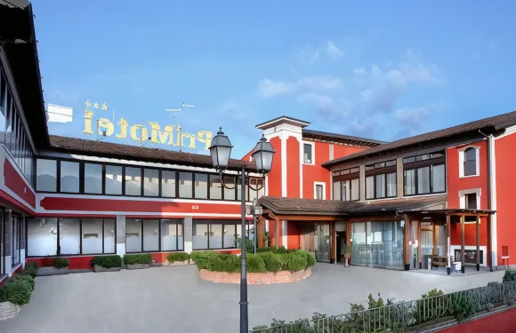 普利莫特佈雷西亞酒店