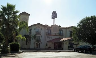 La Quinta Inn by Wyndham Bakersfield South