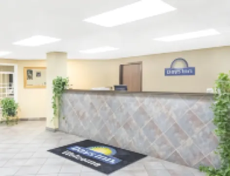Days Inn by Wyndham Phenix City Near Fort Benning
