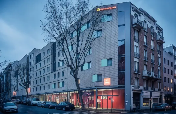 阿德吉奧阿克瑟斯巴黎克利希公寓式酒店