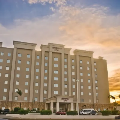 Hampton Inn by Hilton Tampico Aeropuerto Отели в г. 