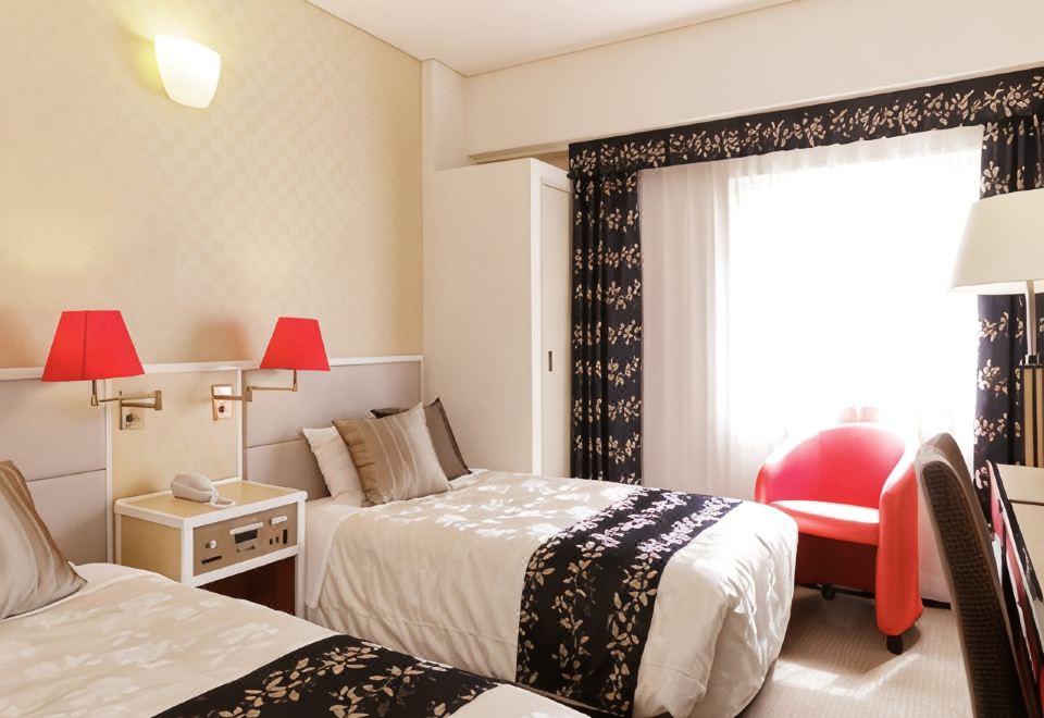 4. 더 셀렉턴 후쿠..